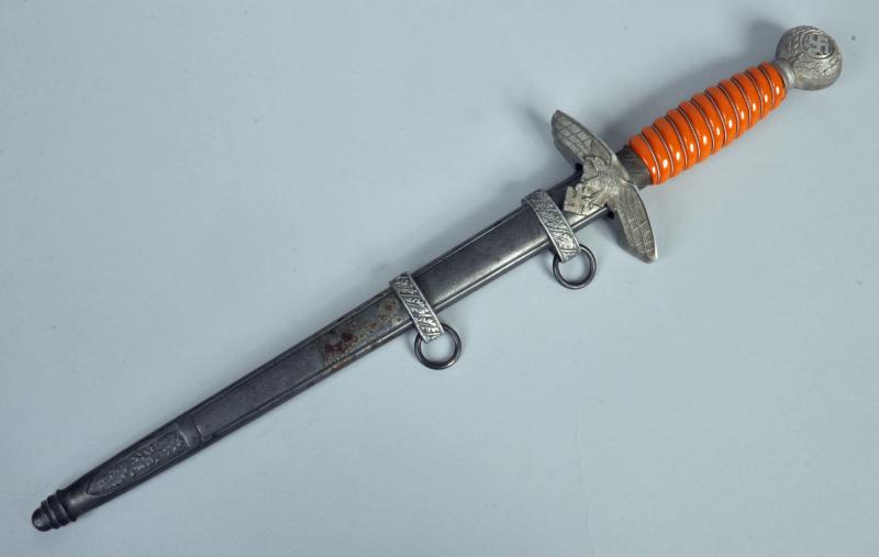 GERMAN WWII LUFTWAFFE 2ND PATTERN OFFICERS DAGGER.