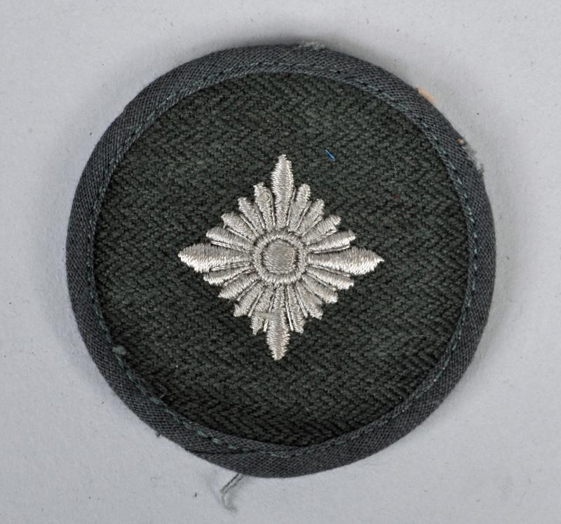 GERMAN WWII ARMY OBERSCHUTZ RANK PATCH.