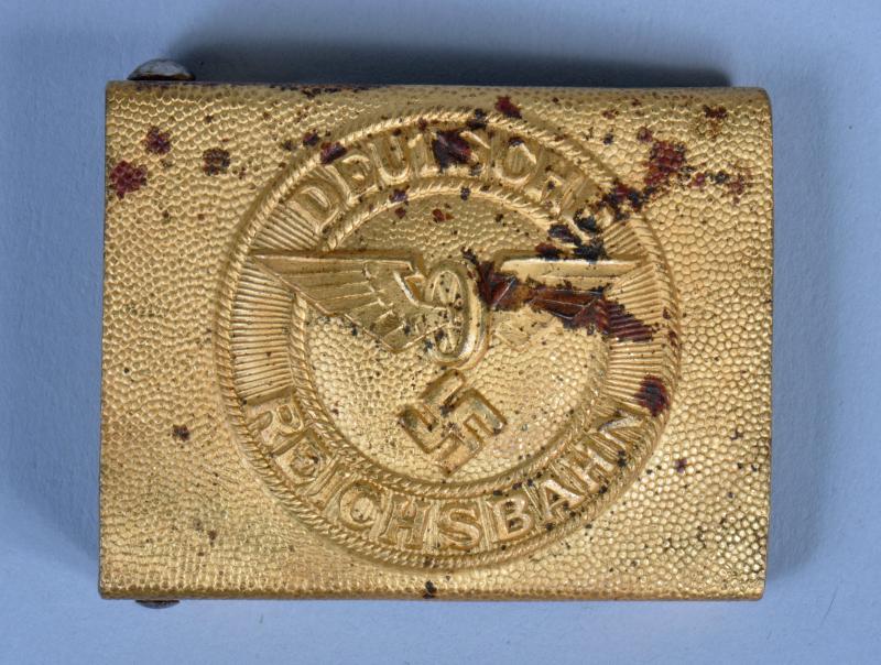 GERMAN WWII REICHSBAHN BUCKLE IN GOLD.