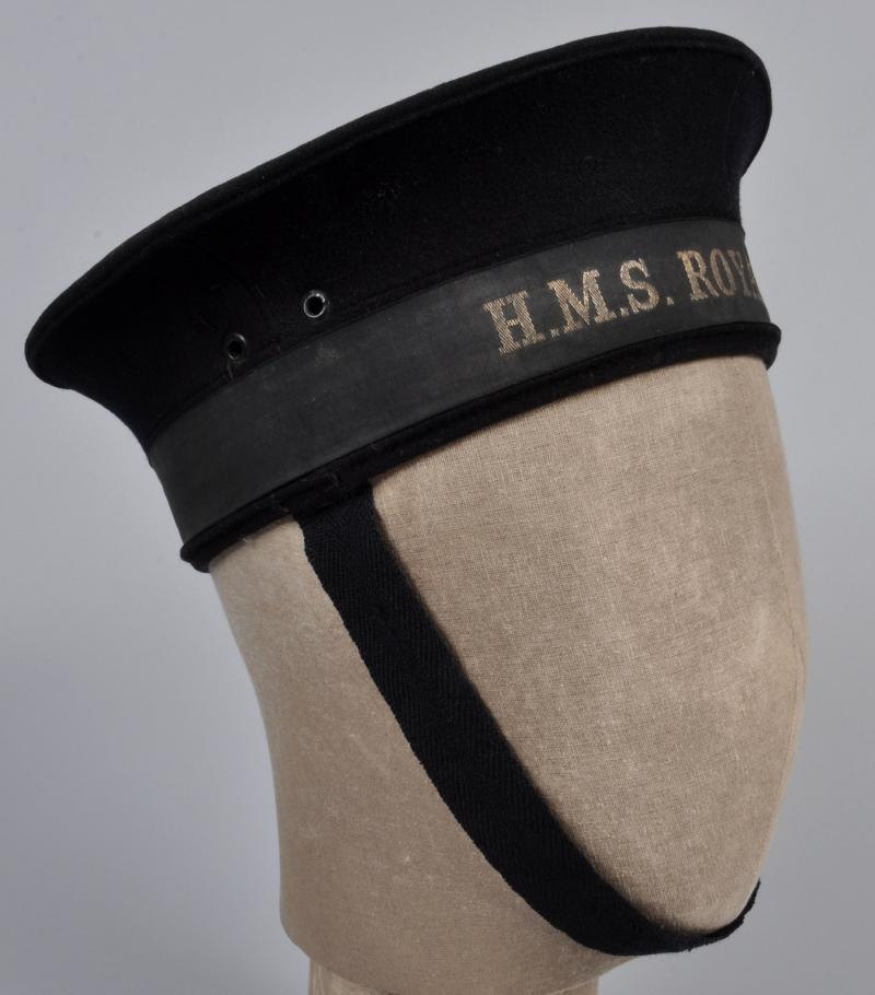 BRITISH WWII ROYAL NAVAL HISTORIC HEADDRESS FROM THE ROYAL OAK GROUP.