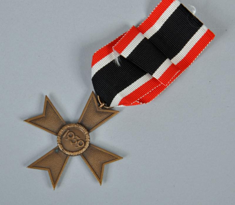 GERMAN WWII WAR SERVICE CROSS 2ND CLASS WITHOUT SWORDS.