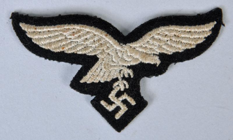 GERMAN WWII LUFTWAFFE HERMANN GORING DIVISION M.43 CAP EAGLE.