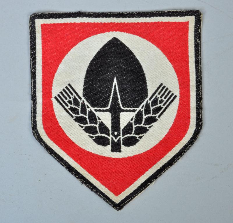 GERMAN WWII RAD SPORTS VEST EMBLEM.