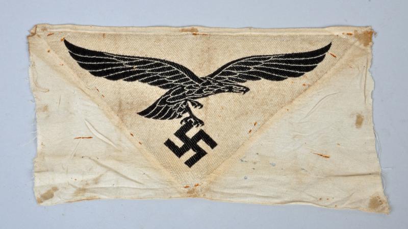 GERMAN WWII LUFTWAFFE SPORTS VEST EMBLEM.