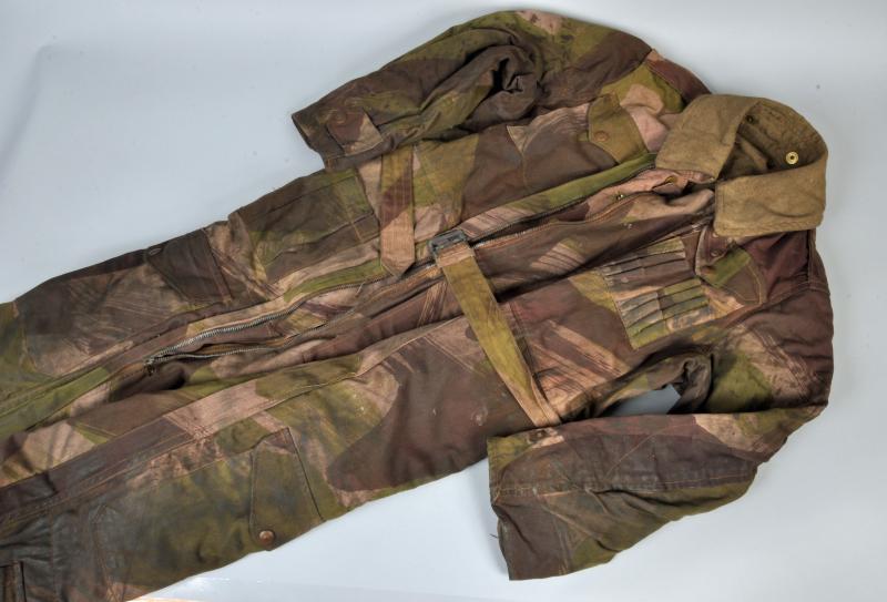 BRITISH WWII CAMOUFLAGE TANK SUIT.