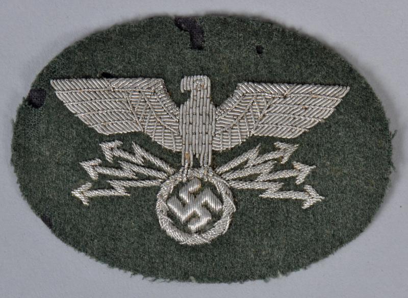 GERMAN WWII POSTSCHUTZ OFFICERS INSIGNIA.