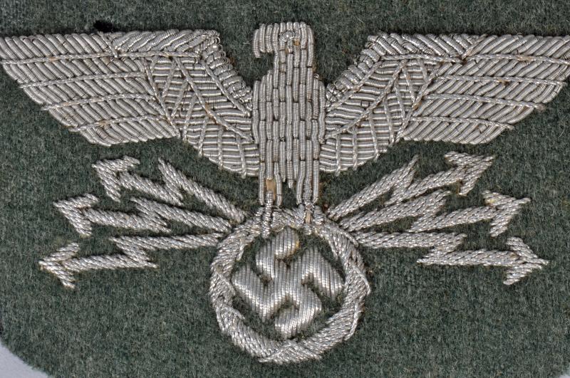 GERMAN WWII POSTSCHUTZ OFFICERS INSIGNIA.