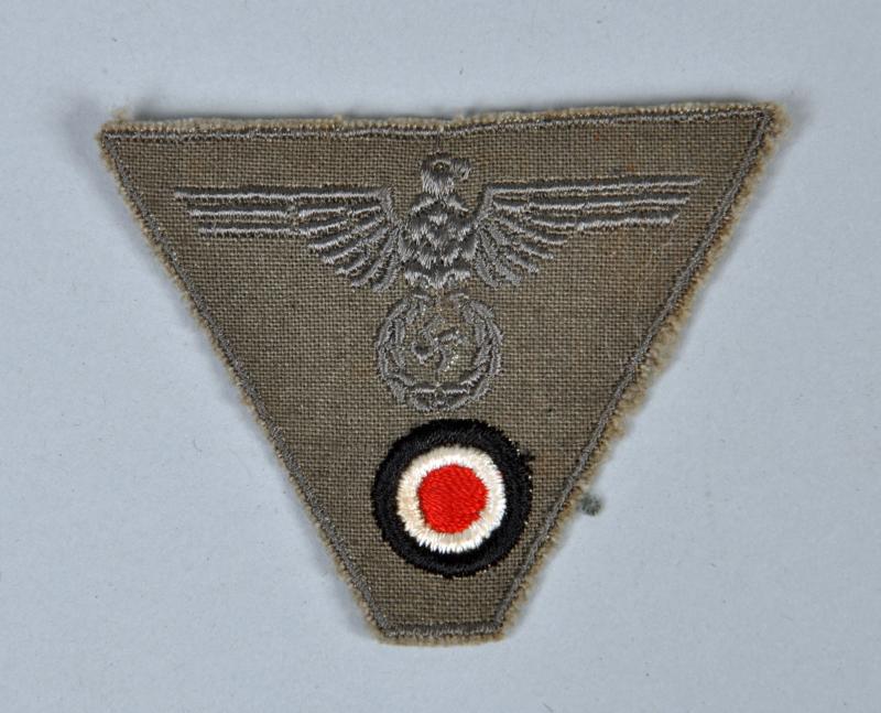 GERMAN WWII LATE WAR M.43 CAP EAGLE ON COCKADE.