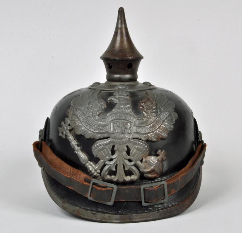 GERMAN WWI PRUSSIAN GUARD REGIMENT ERSATZ PICKELHAUBE.