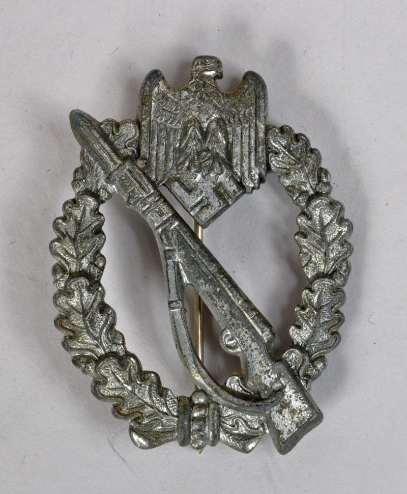 Regimentals | GERMAN WWII INFANTRY ASSAULT BADGE IN SILVER.