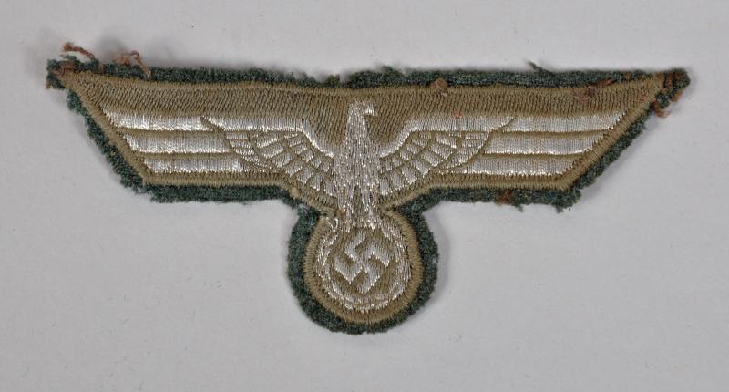 GERMAN WWII ARMY NCO BREAST EAGLE.