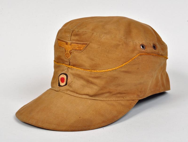 GERMAN WWII KRIEGSMARINE OFFICERS TROPICAL FIELD CAP.