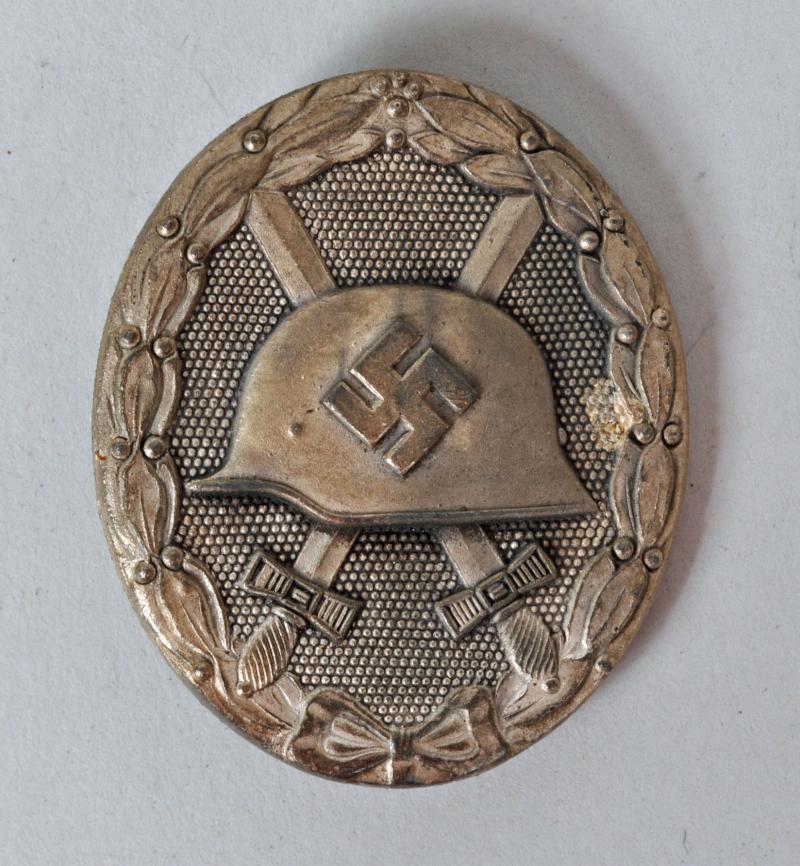 GERMAN WWII WOUND BADGE IN SILVER.