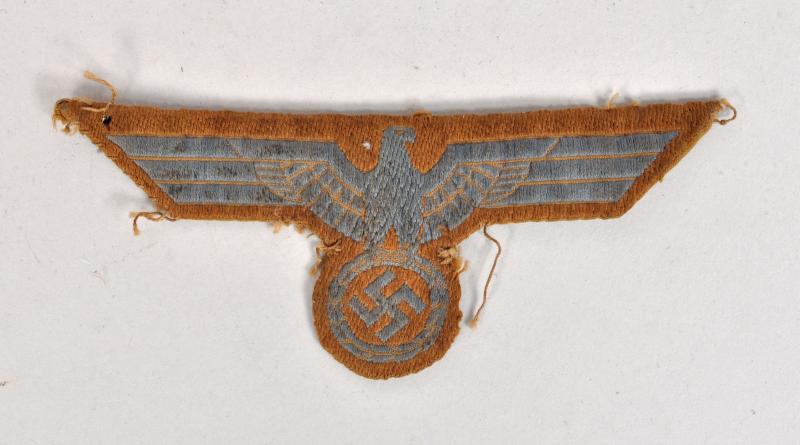 GERMAN WWII AFRIKA KORPS 1ST PATTERN BREAST EAGLE.