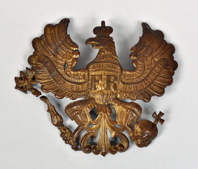 GERMAN WWI PRUSSIAN ENLISTED MANS HELMET PLATE.