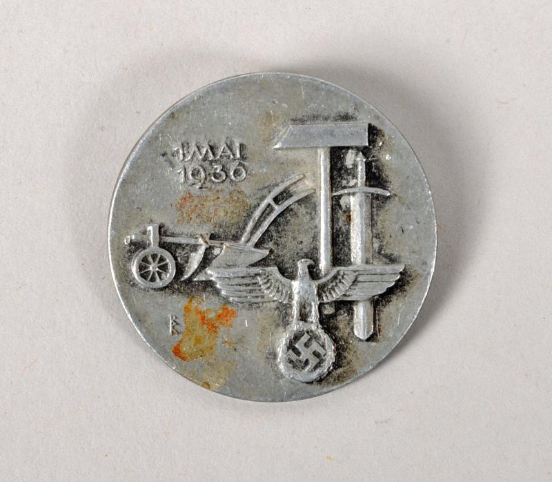 GERMAN WWII 1ST May 1936 DAY BADGE.
