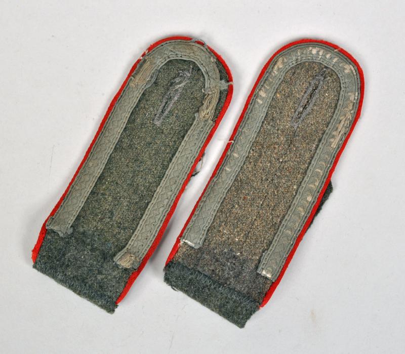 GERMAN WWII LATE WAR ARTILLERY NCO SHOULDER BOARDS.