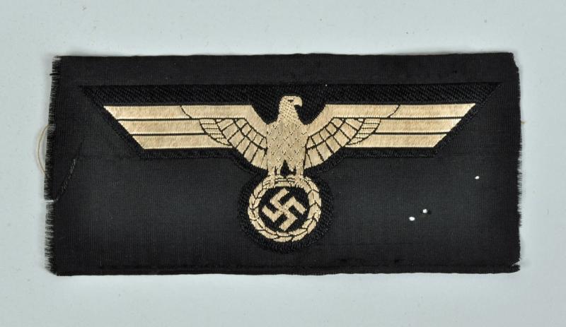 GERMAN WWII PANZER BREAST EAGLE.