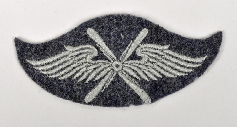 GERMAN WWII LUFTWAFFE FLYING PERSONNEL SPECIALITY PATCH.