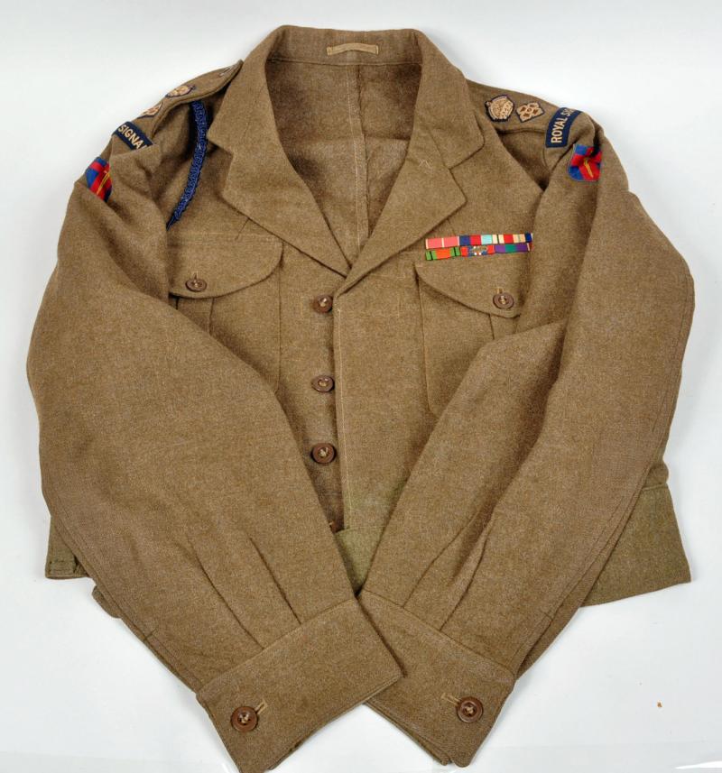 BRITISH WWII 1947 PATTERN LIEUTENANT COLONEL’S BATTLEDRESS BLOUSE.