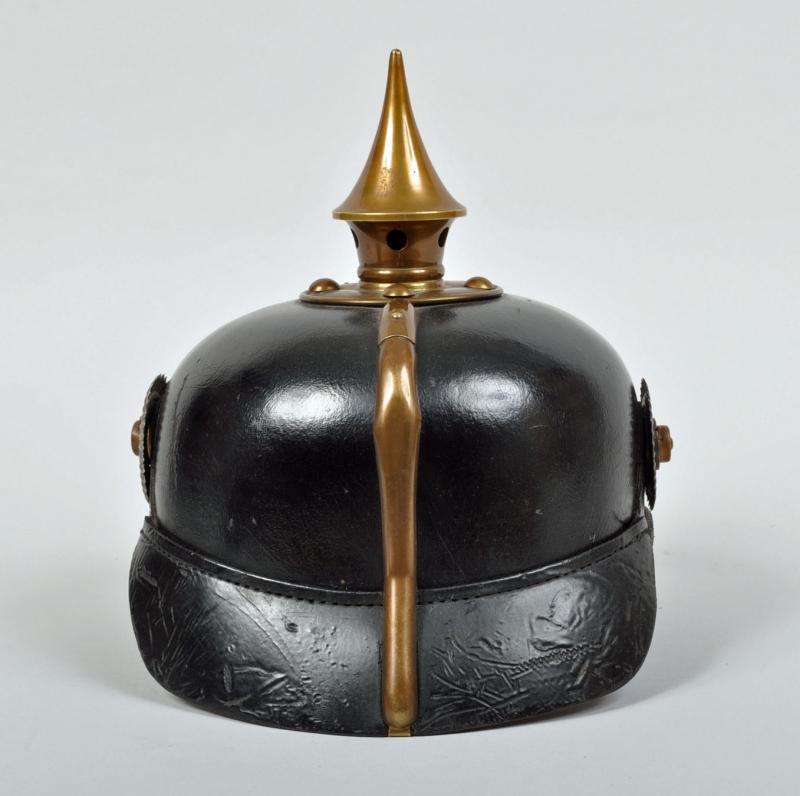 GERMAN WWI BAVARIAN 12TH INFANTRY REGIMENT PICKELHAUBE.