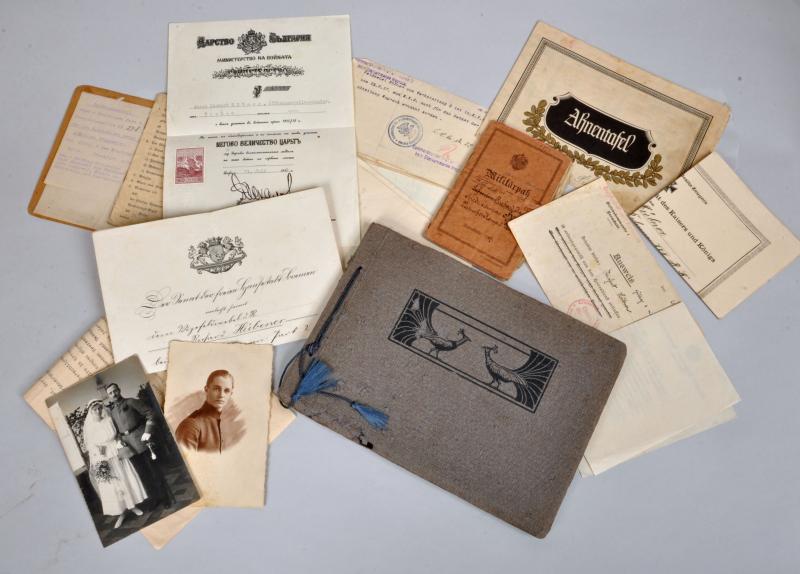 GERMAN WWI IMPERIAL GERMAN PHOTOGRAPH ALBUM AND PAPERWORK.