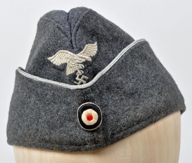 GERMAN WWII LUFTWAFFE OFFICERS OVERSEAS CAP.