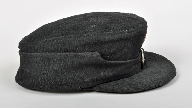 Regimentals | GERMAN WWII HITLER YOUTH VISORED FIELD CAP.