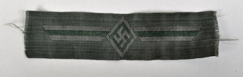 GERMAN WWII FOREIGN VOLUNTEERS BREAST EMBLEM.