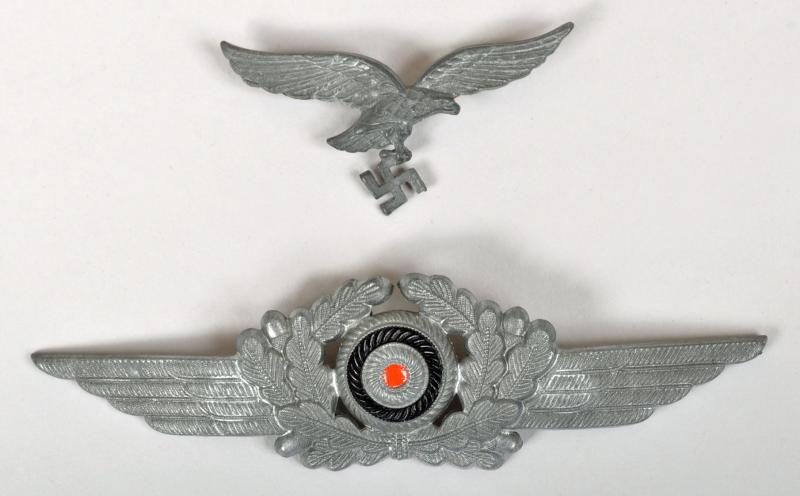 GERMAN WWII LUFTWAFFE EAGLE AND COCKADE CAP SET.