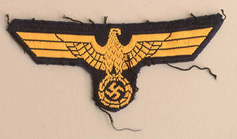 GERMAN WWII KRIEGSMARINE BEVO WOVEN CAP EAGLE.