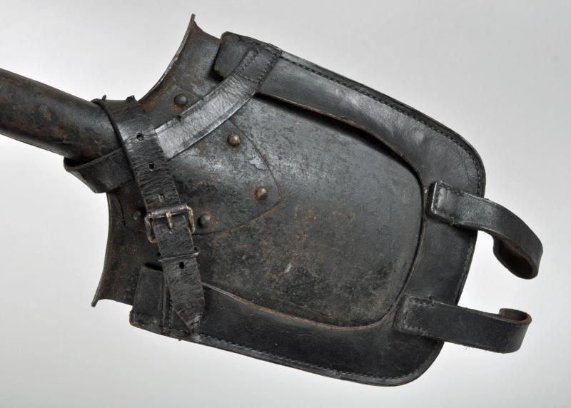 Regimentals | GERMAN WWII ENTRENCHING TOOL.