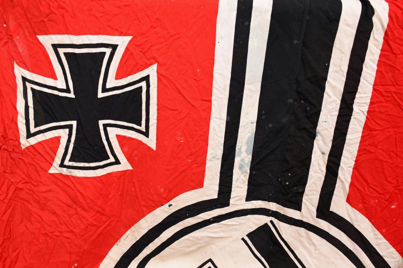 GERMAN WWII KRIEGSMARINE BATTLEFLAG.