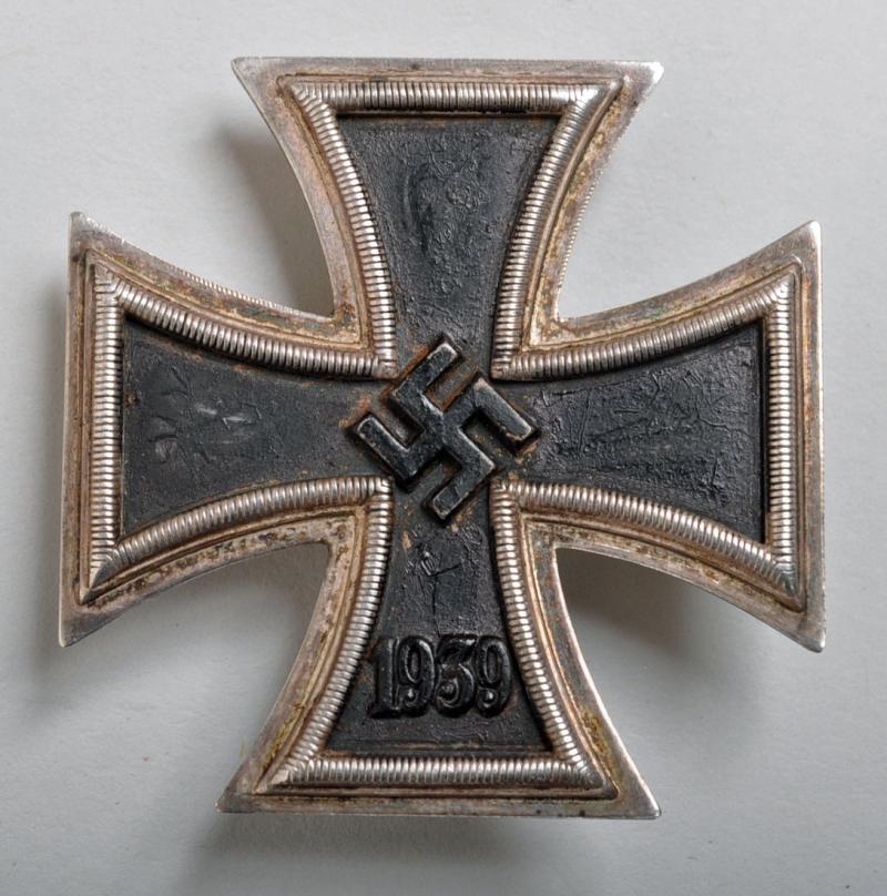 GERMAN WWII IRON CROSS 1ST CLASS.