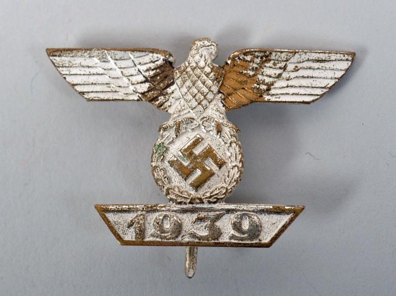 GERMAN WWII BAR TO THE IRON CROSS 1ST CLASS.