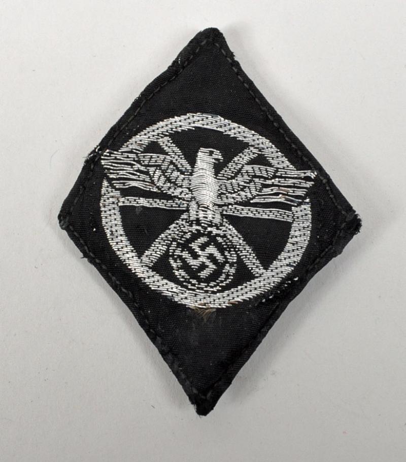 GERMAN WWII NSKK DRIVER’S SLEEVE BADGE.