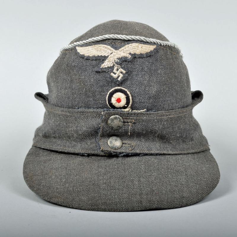 GERMAN WWII LUFTWAFFE OFFICERS M.43 CAP.