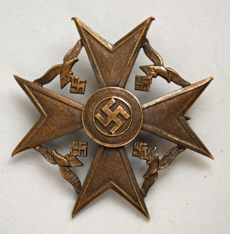 GERMAN WWII SPANISH CROSS IN BRONZE WITHOUT SWORDS.