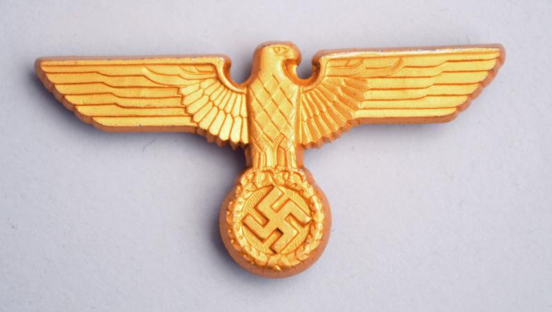 GERMAN WWII POLITICAL LEADERS CAP EAGLE. MINT.