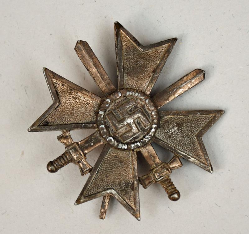 GERMAN WWII WAR SERVICE CROSS 1ST CLASS WITH SWORDS.