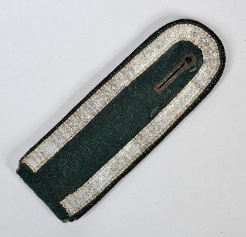 GERMAN WWII ARMY PIONEER NCO'S GREATCOAT SHOULDER BOARD.