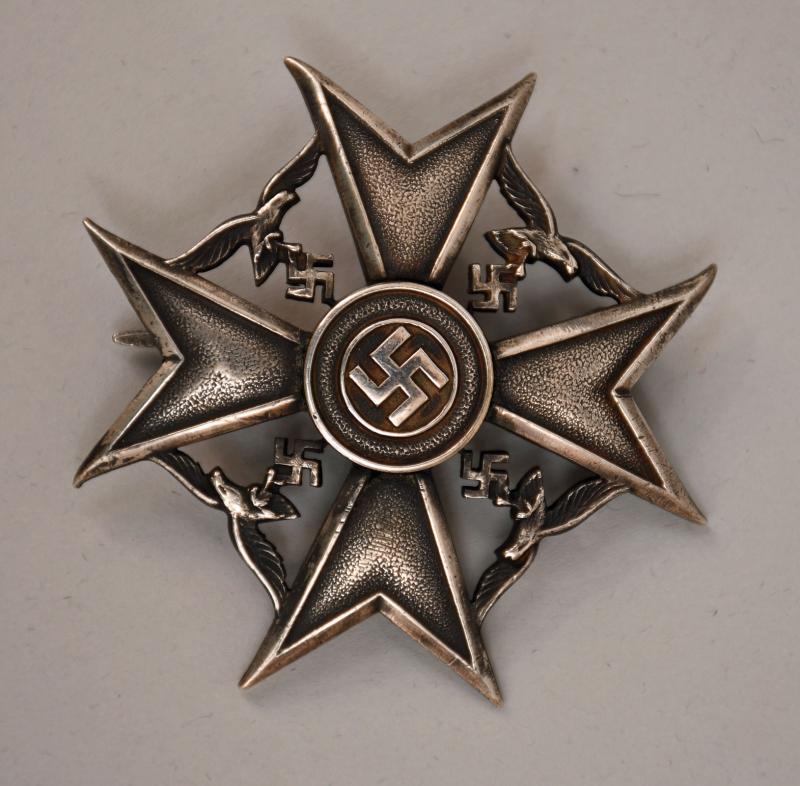 GERMAN WWII SPANISH CROSS IN SILVER WITHOUT SWORDS.