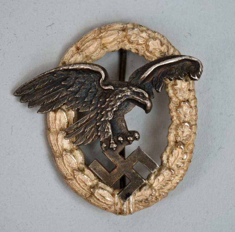 GERMAN WWII LUFTWAFFE OBSERVER BADGE BY MEYBAUER.