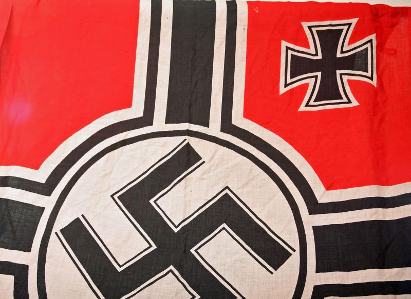 GERMAN WWII KRIEGSMARINE REICHSKRIEGS FLAG.