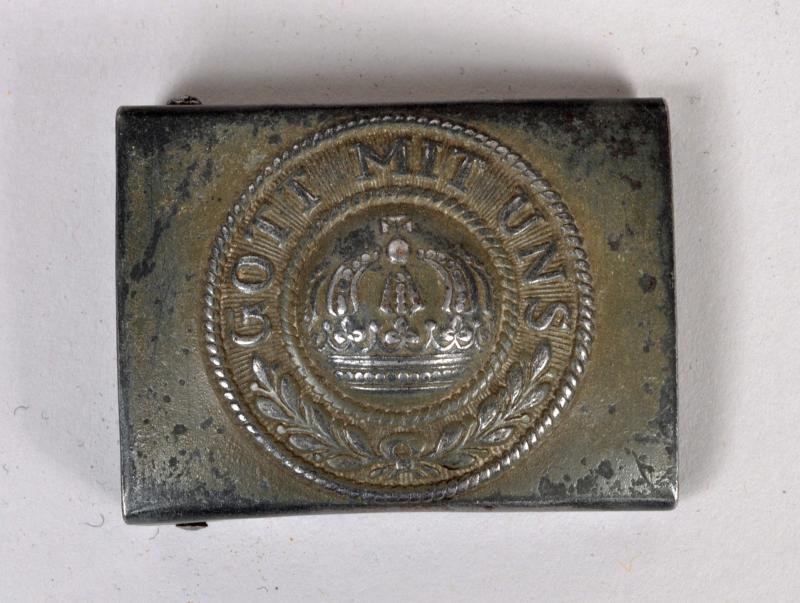 GERMAN WWI PRUSSIAN ENLISTED RANKS BELT BUCKLE. STEEL PAINTE FIELD GREY.