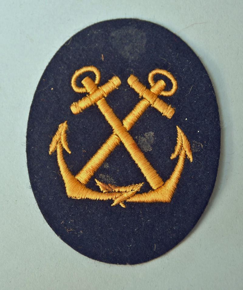 GERMAN WWII KRIEGSMARINE HELMSMANS SLEEVE BADGE.