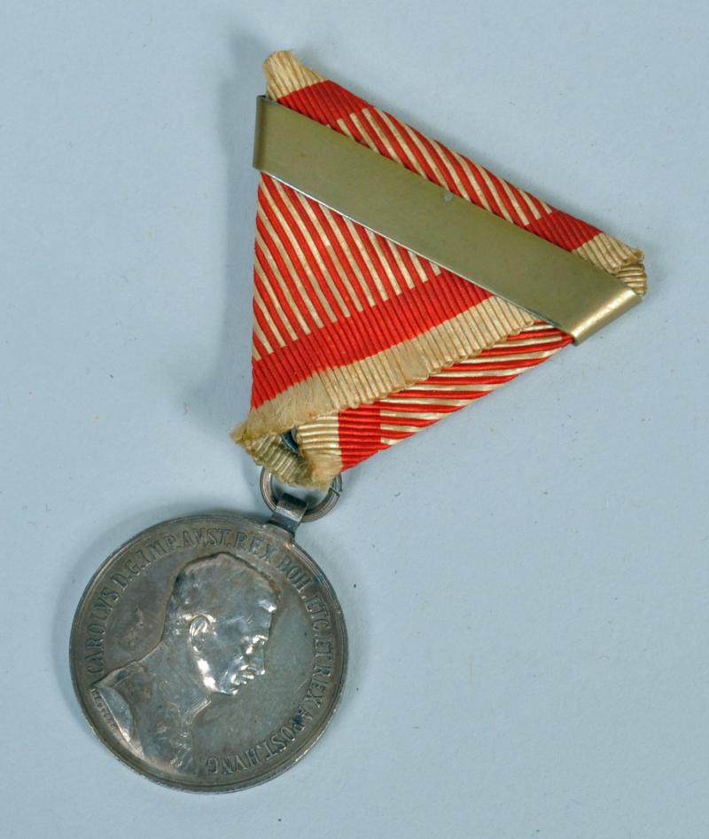 AUSTRIAN SILVER BRAVERY MEDAL 1ST CLASS 1917.