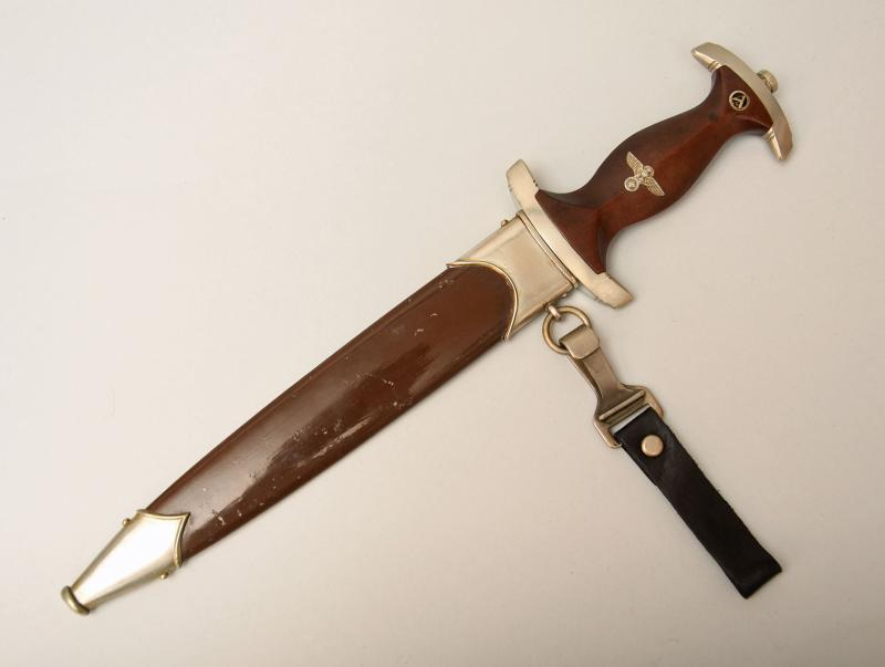 GERMAN WWII SA MODEL 33 ENLISTED MANS DAGGER.