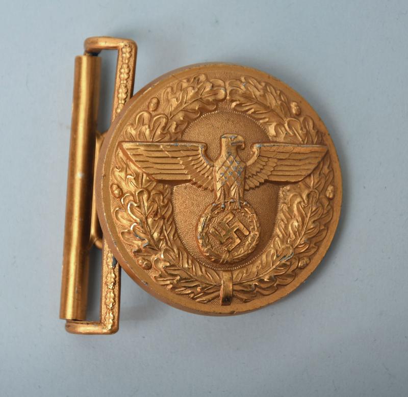 GERMAN WWII POLITICAL LEADERS  BELT BUCKLE.