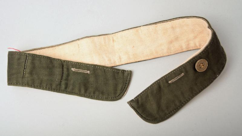 GERMAN WWII ENLISTED  RANKS ARMY  TUNIC INNER COLLAR.